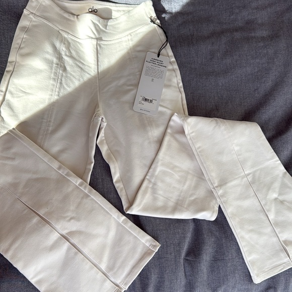 ALO Yoga Pants - ALO Yoga Women's Off-White Flare Pants